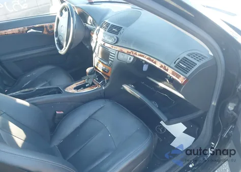 2006 Mercedes-Benz E 350 4Matic z USA, uszkodzony, nr VIN WDBUF87J66X203695